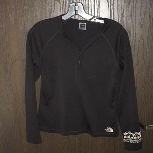 EUC Black North Face Shirt Size Small *Cute*